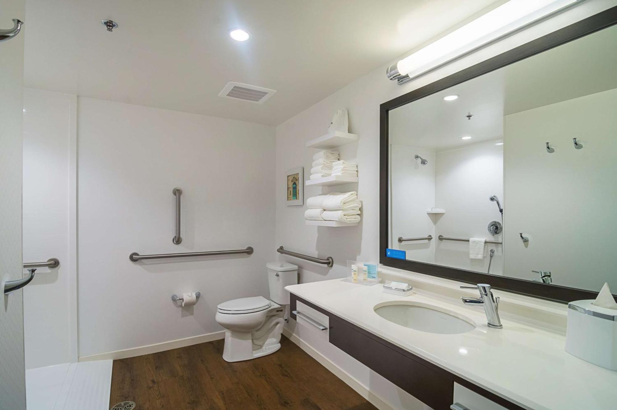 Hampton Inn Chicago North-Loyola Station, Il Ngoại thất bức ảnh